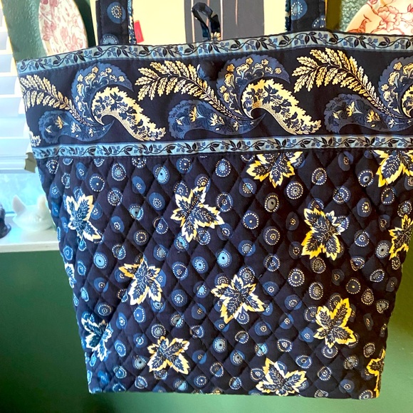 Vera Bradley, blue paisley tote 13X12 - Picture 2 of 6